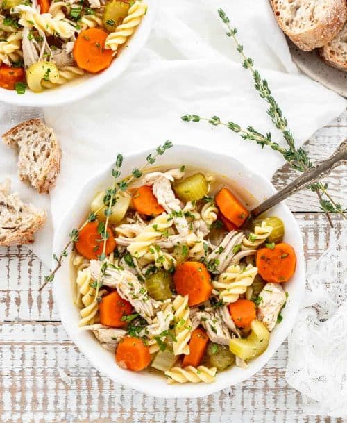 شوربة المعكرونة بالدجاج