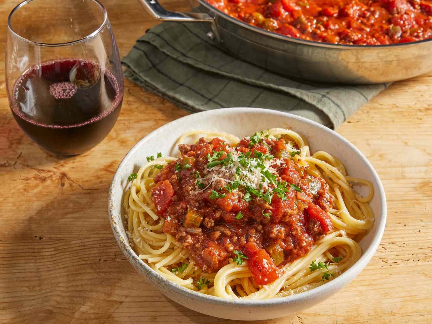 Pasta with Minced Meat and Red Sauce from Pastalini
